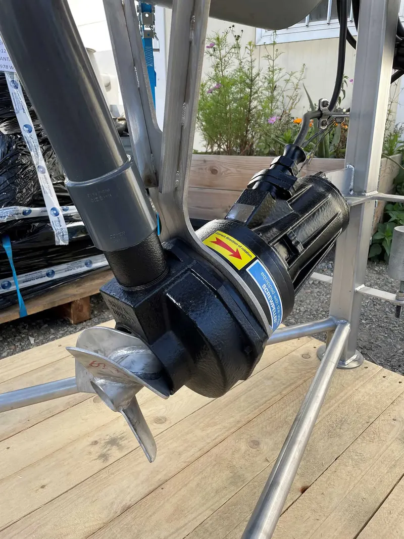 Aquaturbo AER-SL directional aerator mixer on its floating frame